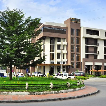 South Star International Hotel أواسا المظهر الخارجي الصورة