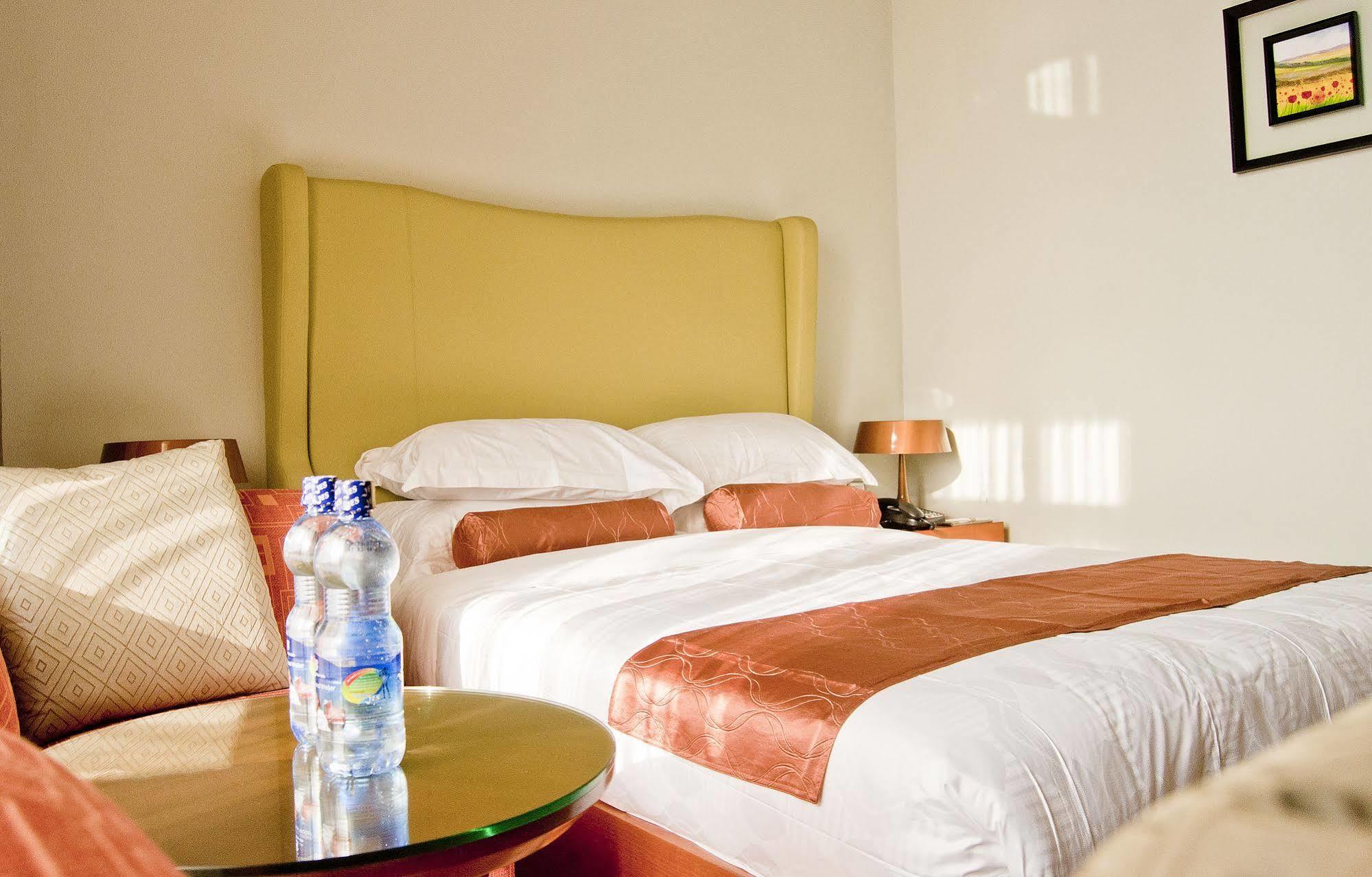 South Star International Hotel أواسا المظهر الخارجي الصورة